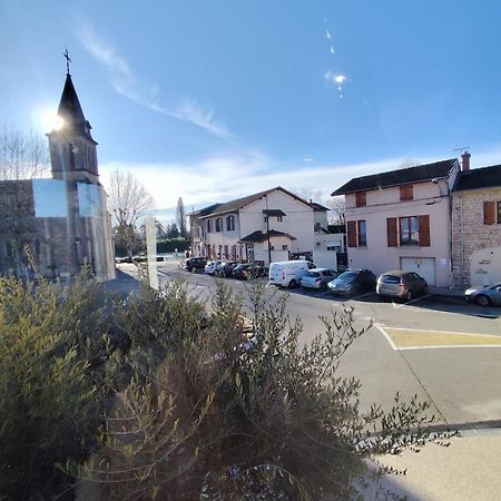 Hotel De La Place Loyettes Dış mekan fotoğraf