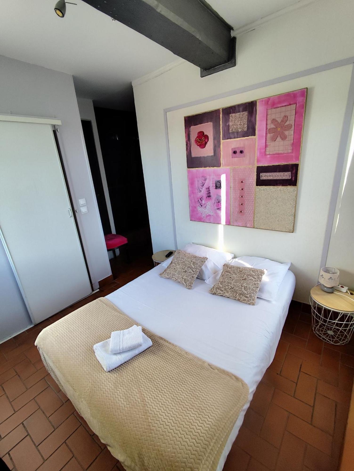 Hotel De La Place Loyettes Dış mekan fotoğraf