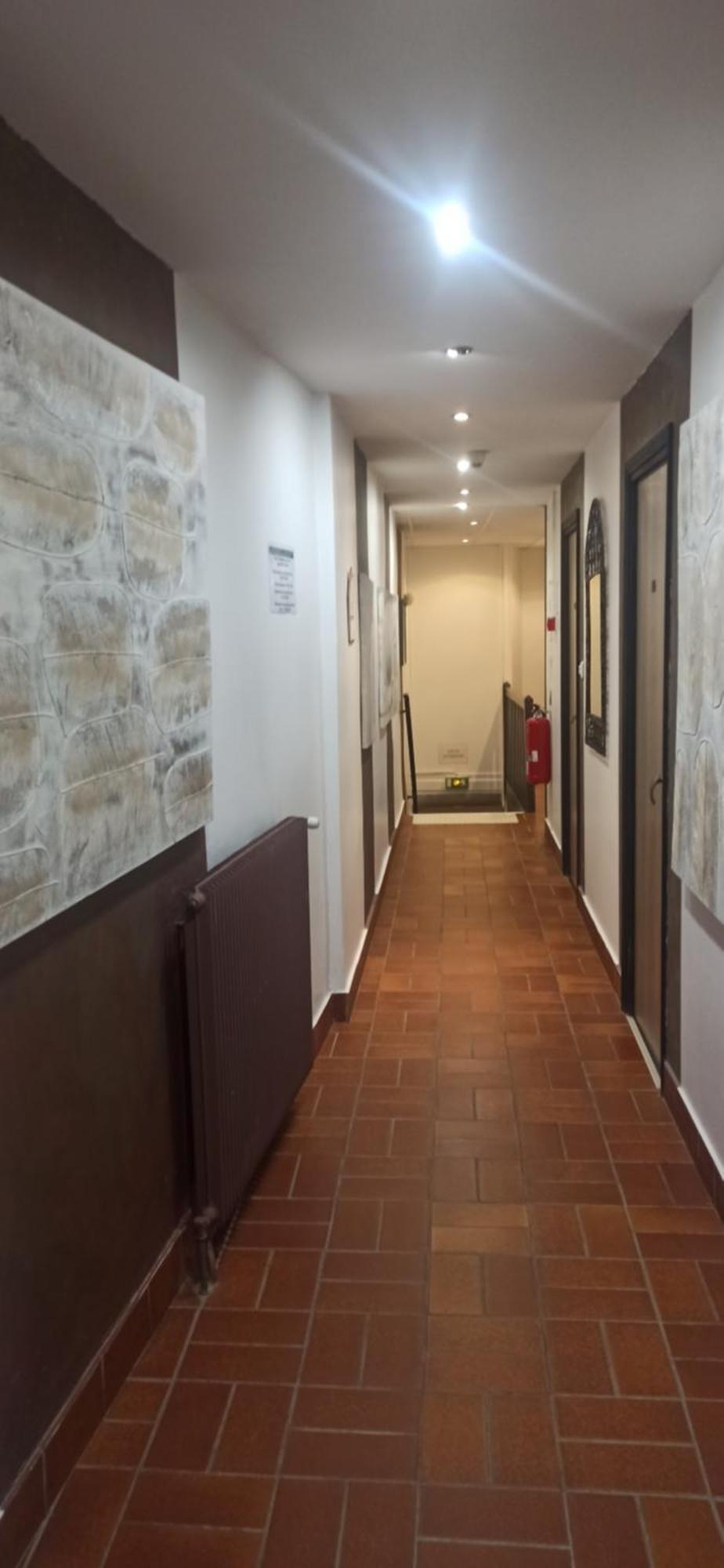 Hotel De La Place Loyettes Dış mekan fotoğraf